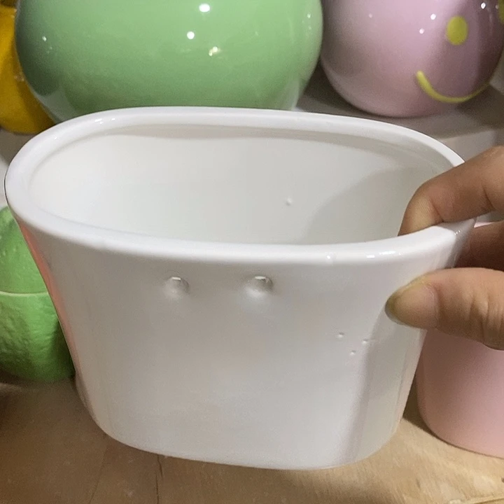 摆件陶盆有孔 瑕疵介意勿拍