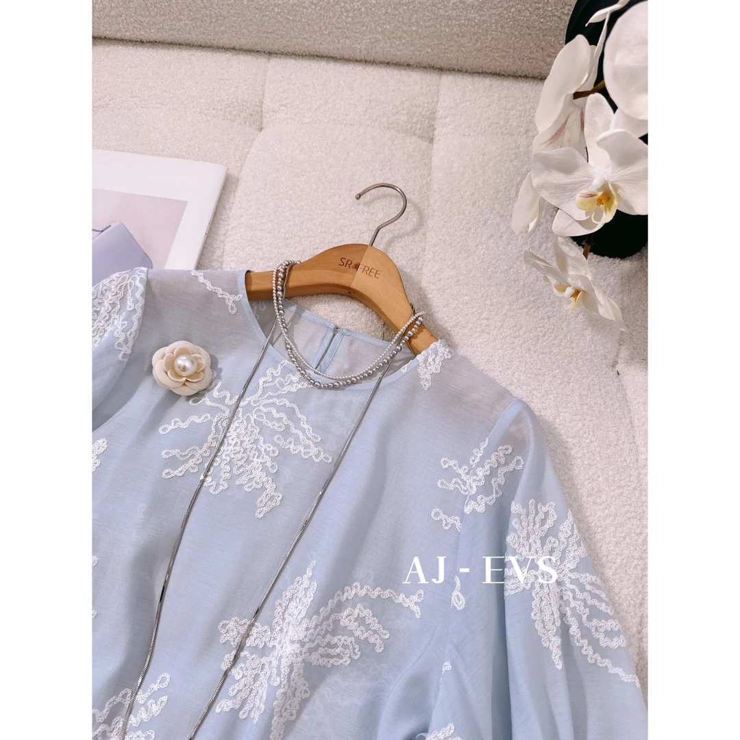 AJ-EVS【粉色芳华· 法式刺绣优雅桑蚕丝天丝混纺夏款七分袖上衣】