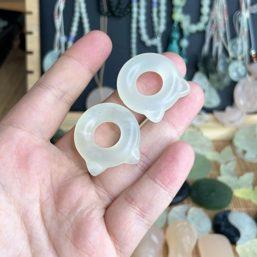 【闪购商品】岫玉未镶嵌颈饰