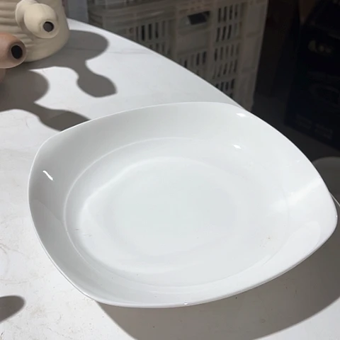 微瑕，不能明火，口径21高度3.5，4个四方