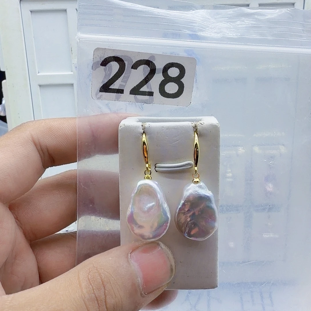 颈饰合金淡水珍珠