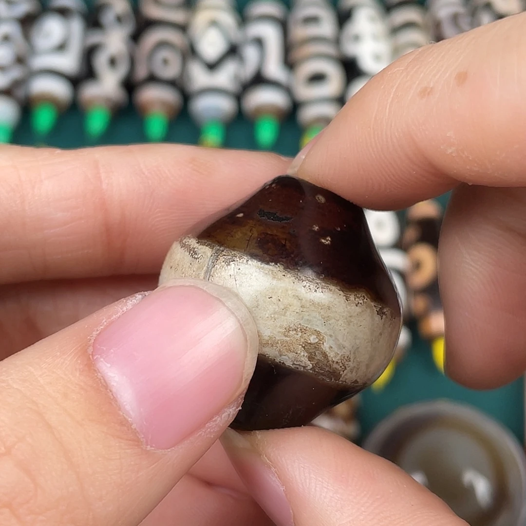 玛瑙/玉髓散珠一线