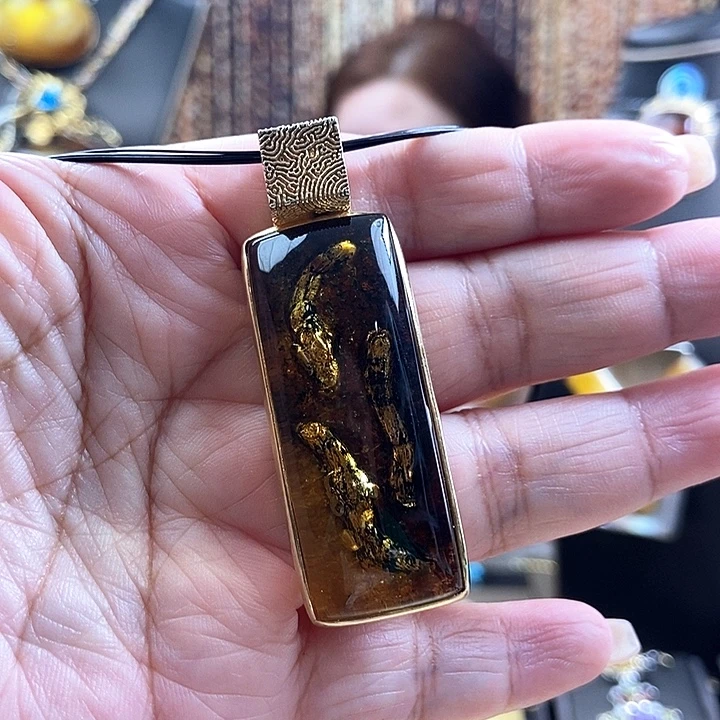 琥珀银S925镶嵌颈饰吊坠