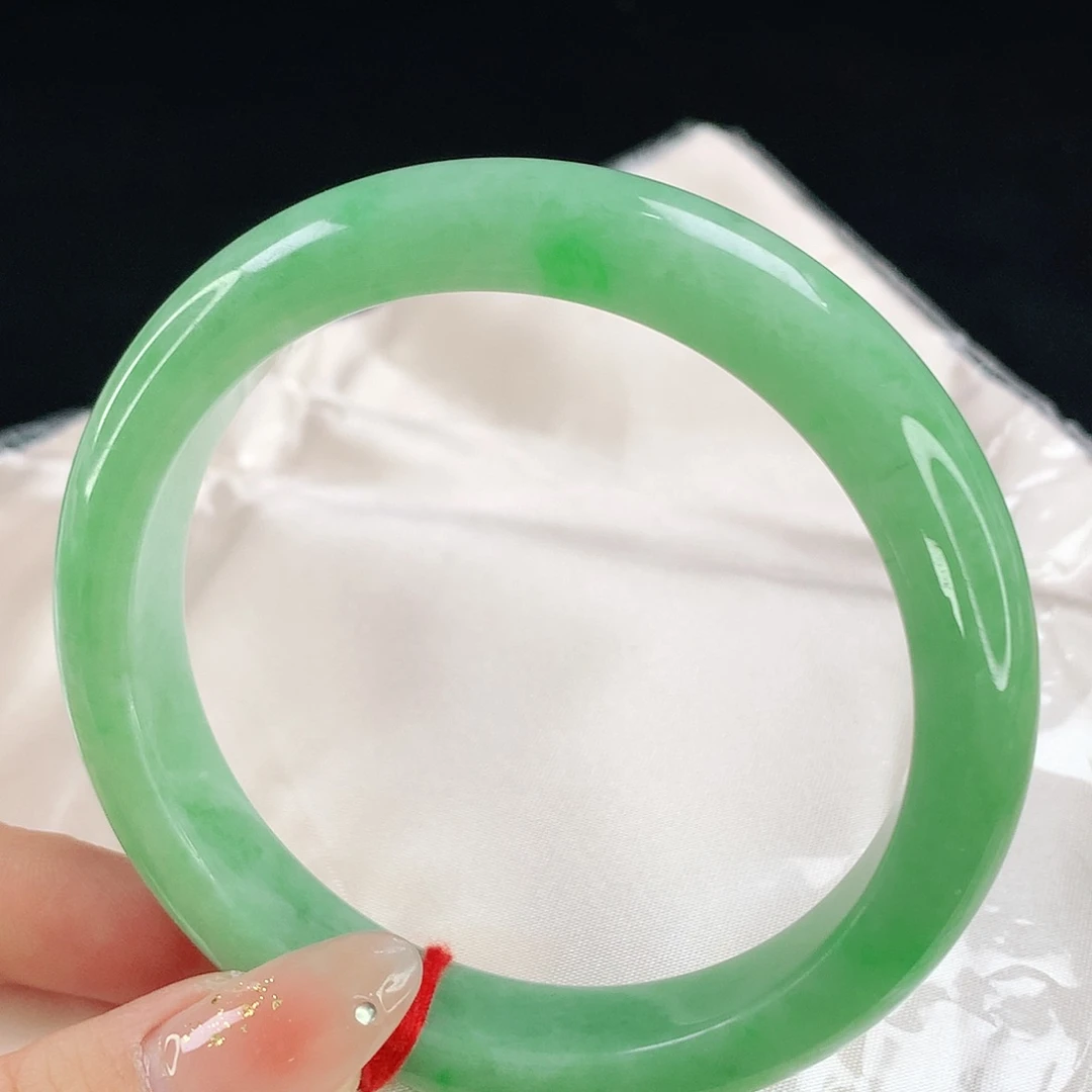 未镶嵌手镯翡翠831