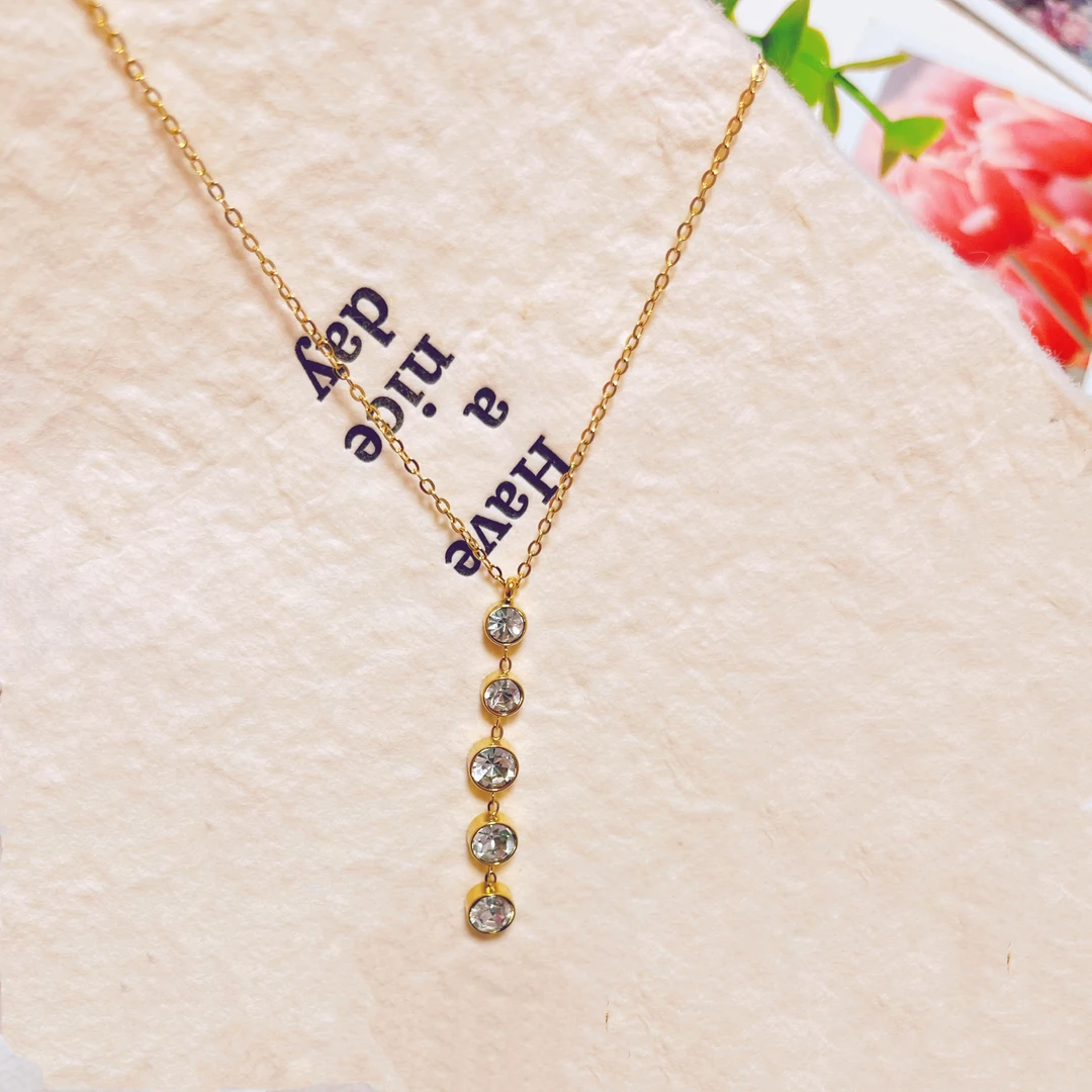 钛钢项链 2567钛钢轻奢星河月光流苏满锆锁骨项链（链长45）