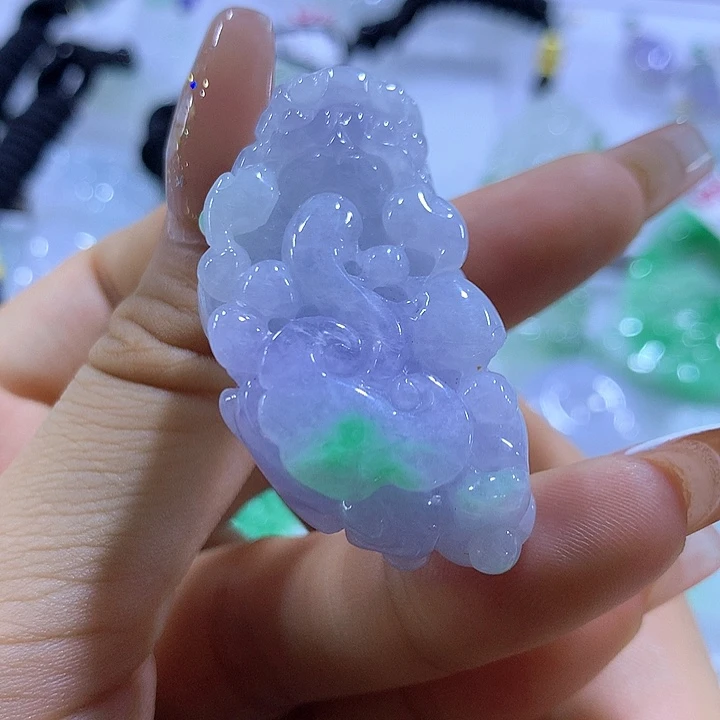 翡翠未镶嵌颈饰天然翡翠A货吊坠