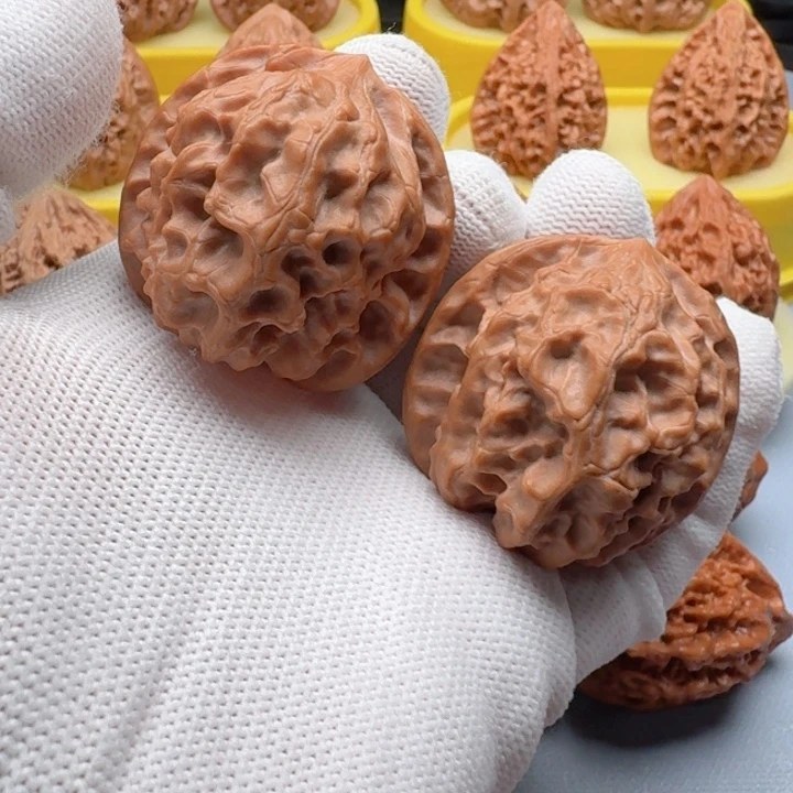 核桃41尺玲珑文玩