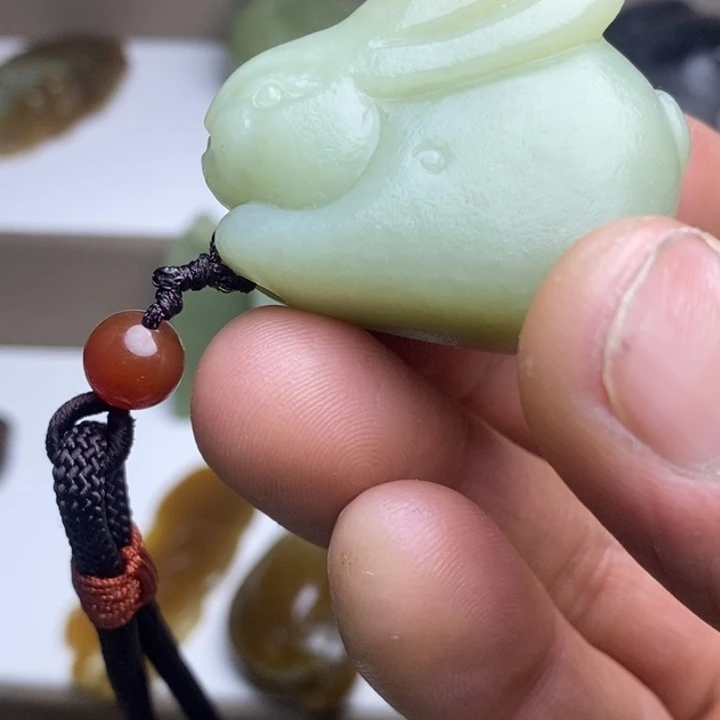 和田玉（糖玉）未镶嵌颈饰