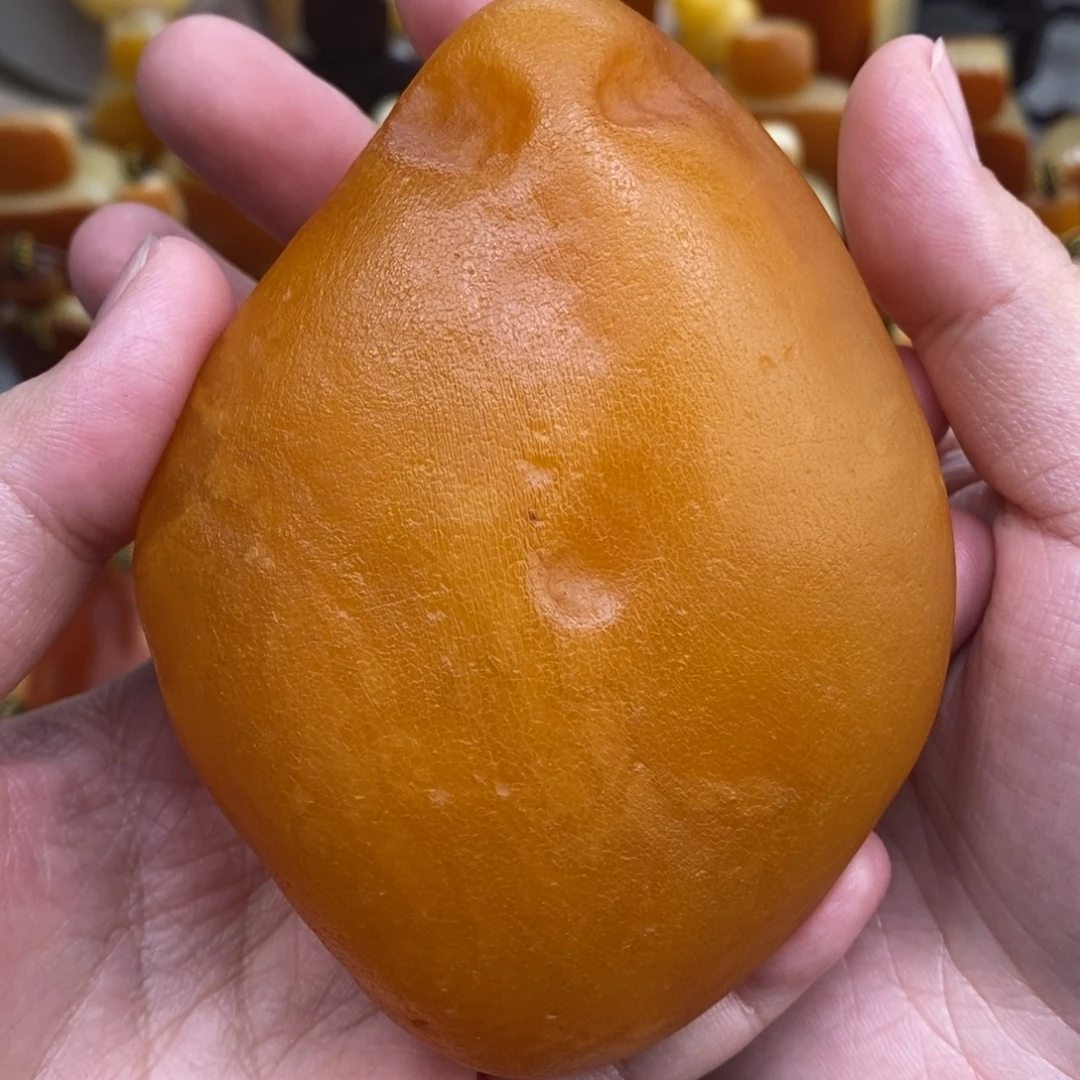 蜜蜡未镶嵌珠宝奇石