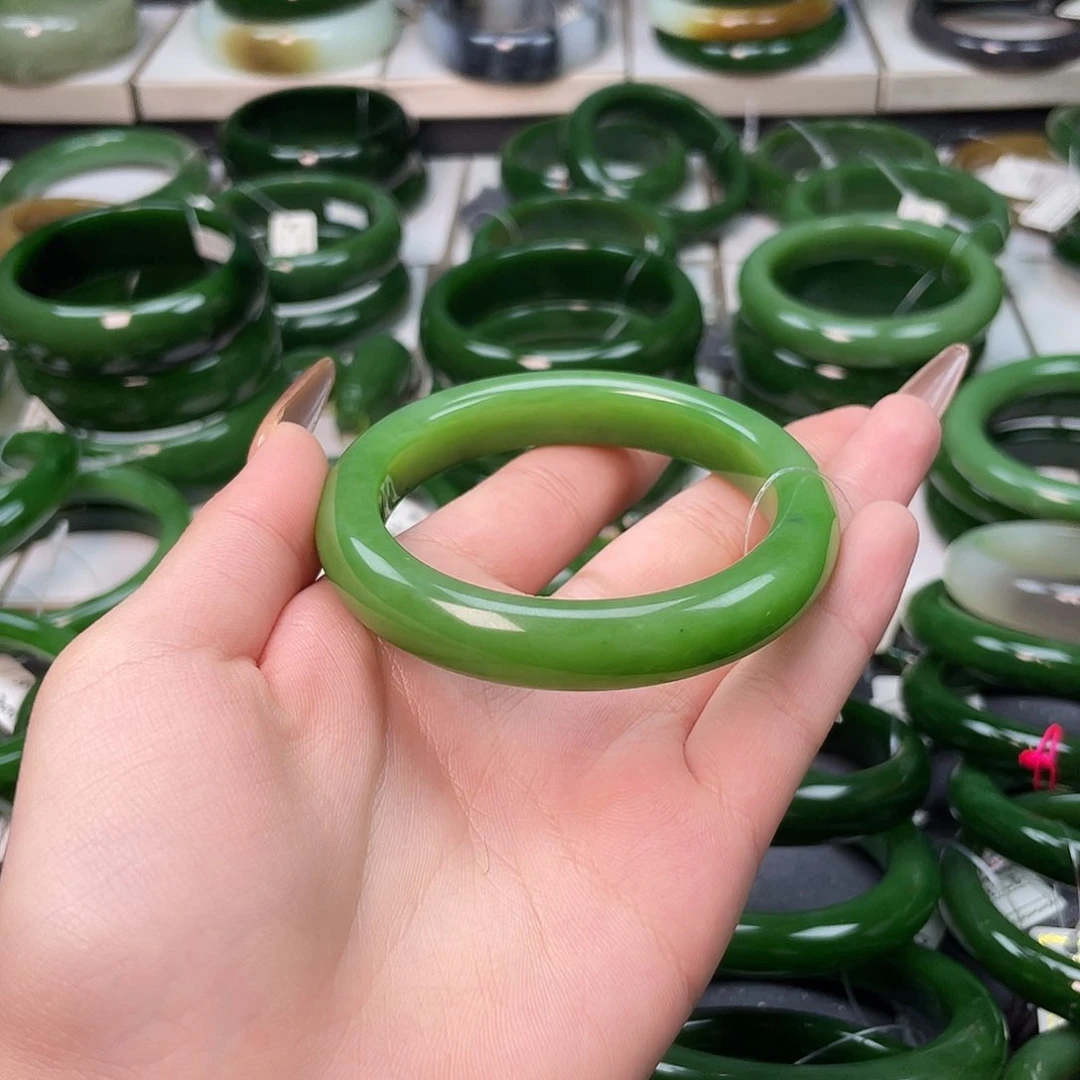 和田玉（碧玉）手镯未镶嵌