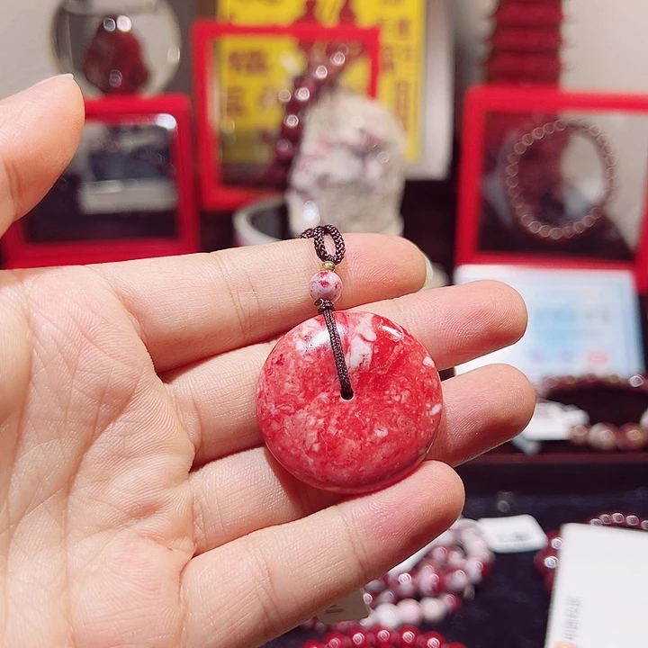 天然辰砂纯天然朱砂原石平安扣