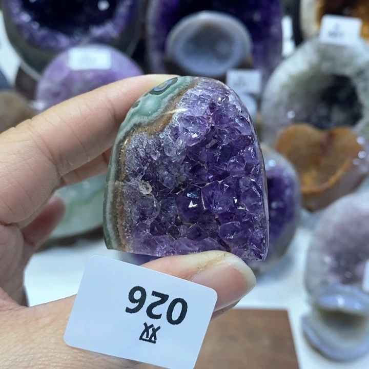 水晶大型摆件（非配饰）未镶嵌