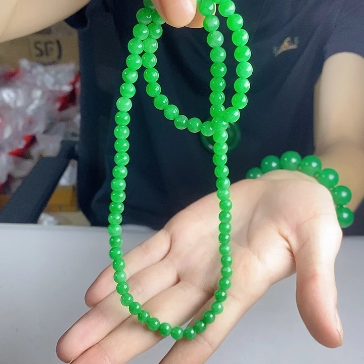 潮流时尚女王精美饰品2019