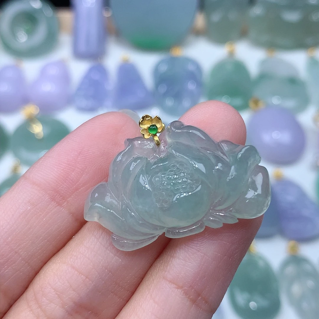 颈饰18K金镶嵌翡翠翡翠