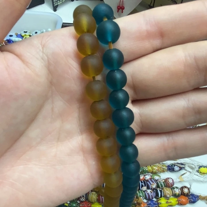 琉璃颈饰磨砂圆珠卡10