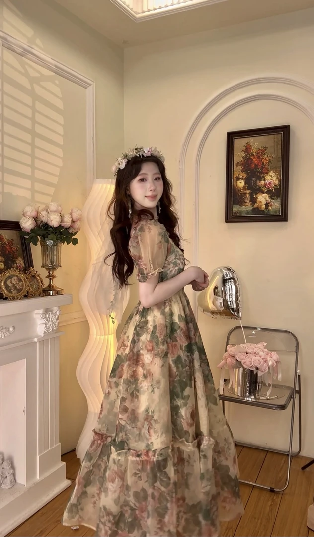 【花影朦胧】法式名媛桔梗花歇碎花泡泡袖连衣裙高腰碎花公主裙