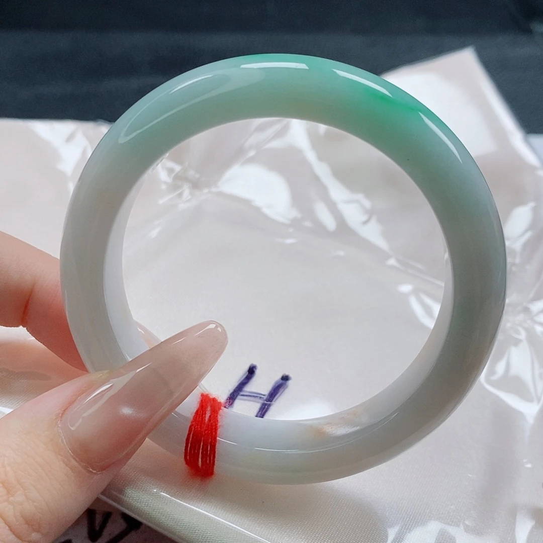 【闪购商品】未镶嵌手镯翡翠411号