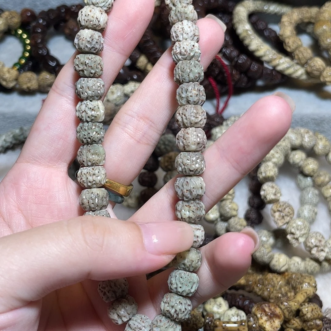 星****吊坠星月菩提54颗小金刚