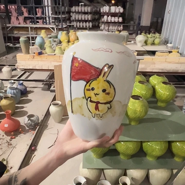 景德镇陶瓷花瓶微瑕介意勿拍