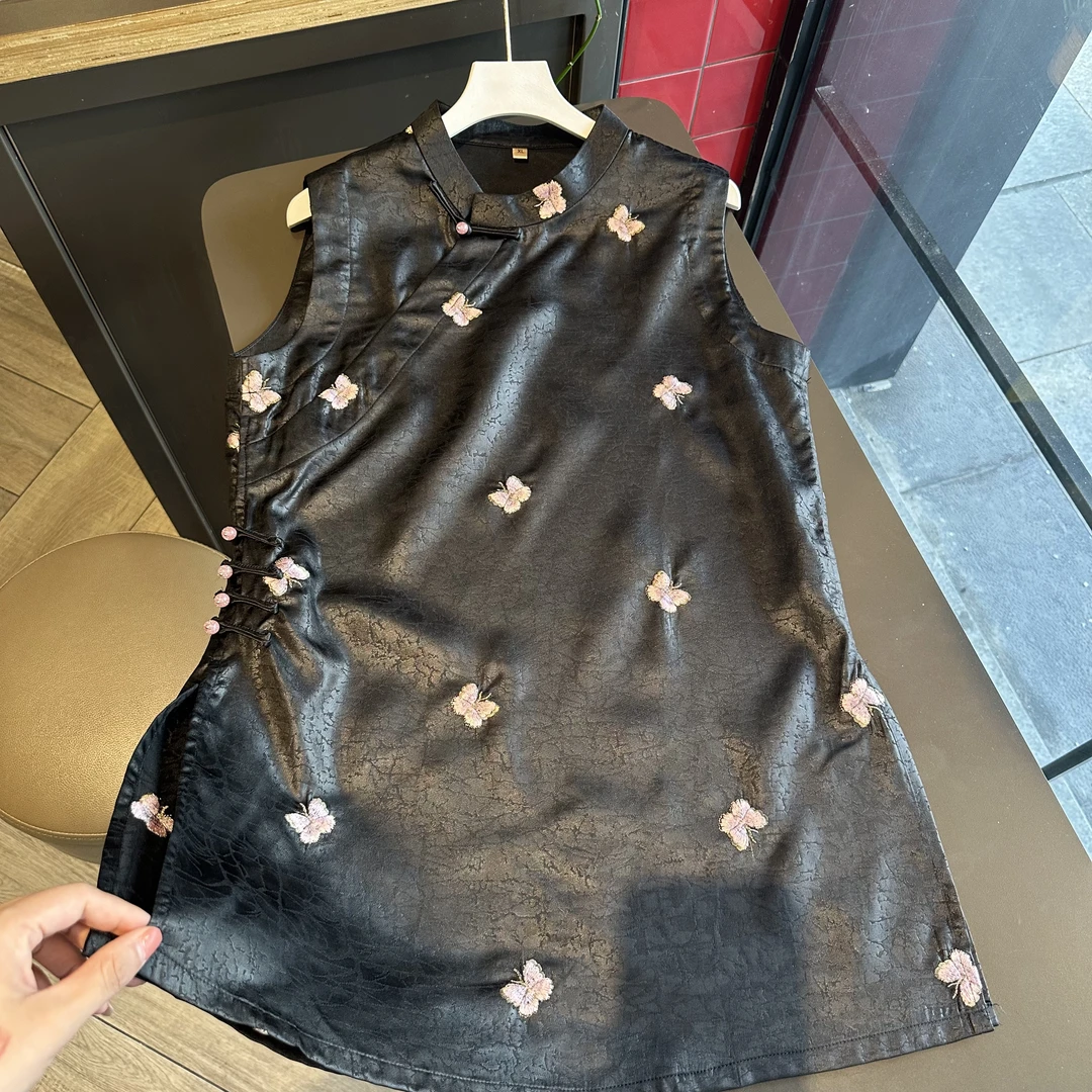 【黑蝶 奥黛】复古显瘦老钱风黑龟无袖刺绣立领斜襟手工盘扣上衣SNS