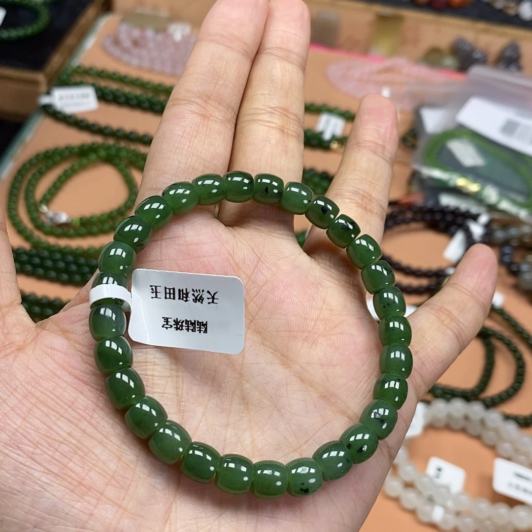 和田玉（碧玉）未镶嵌颈饰