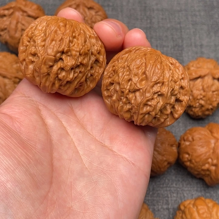 文玩核桃吊坠尺寸40磨盘