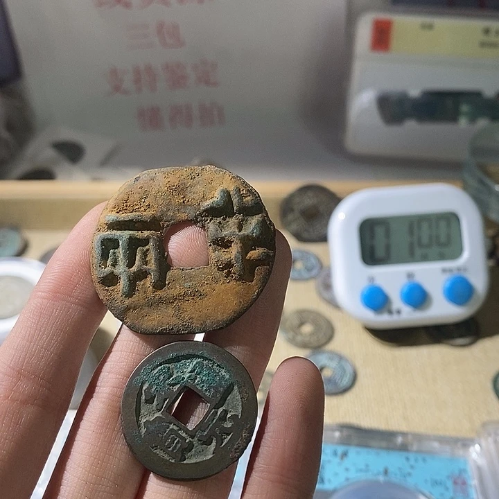 铜吴*天现代仿古风格工艺品