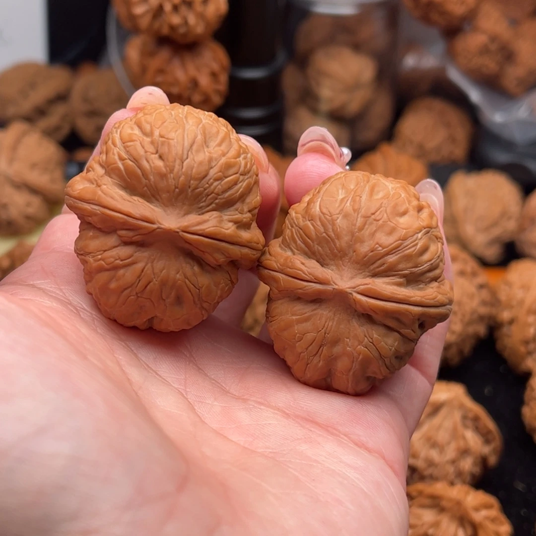 明***月核桃把件平谷元宝40全