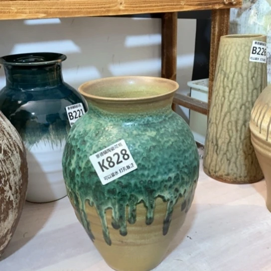 瓶景德镇。景德镇陶瓷