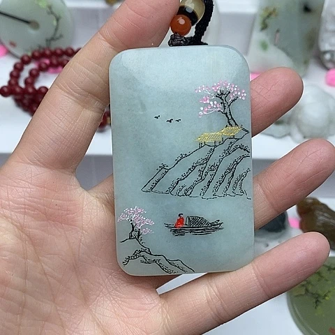独山玉颈饰未镶嵌