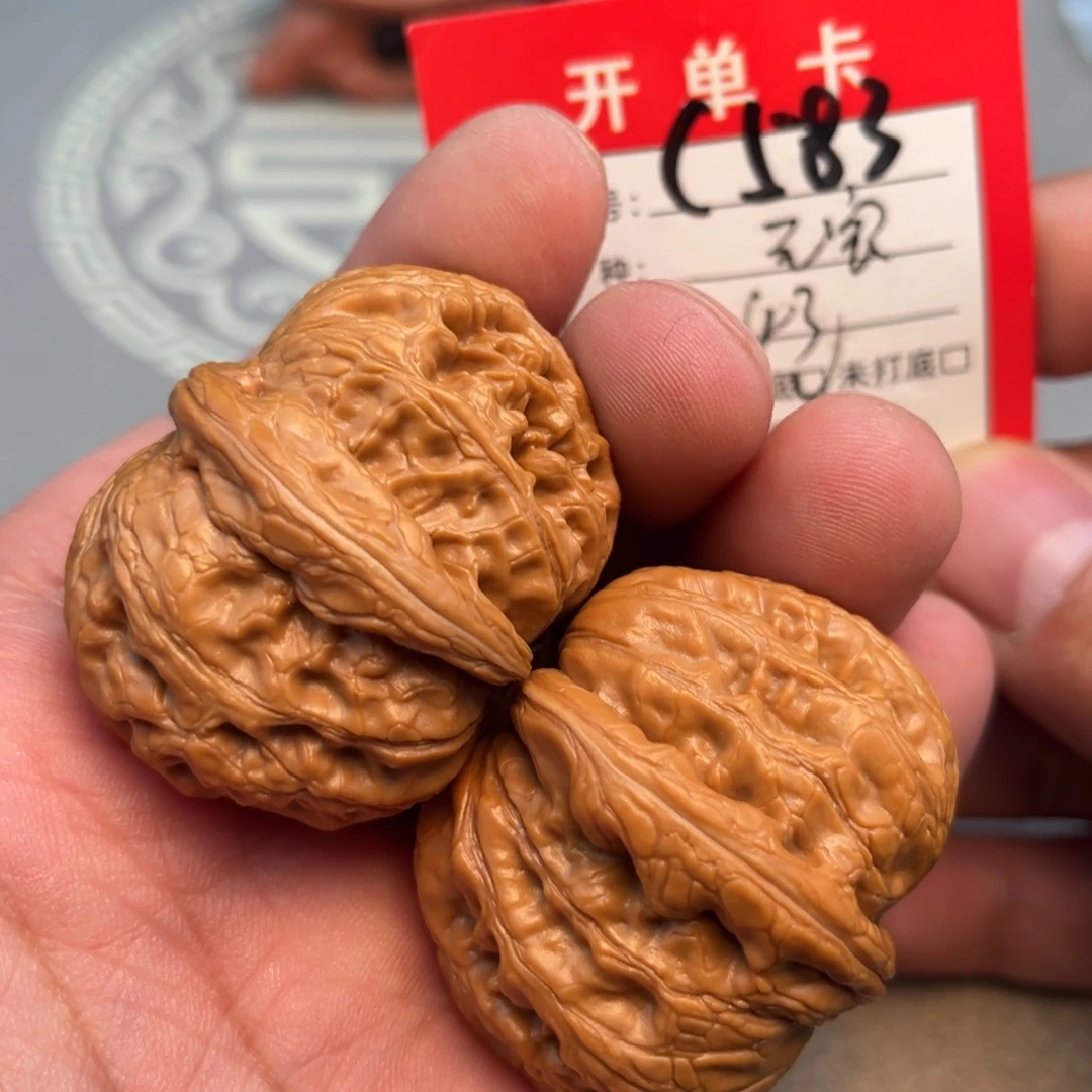 文玩核桃吊坠文玩