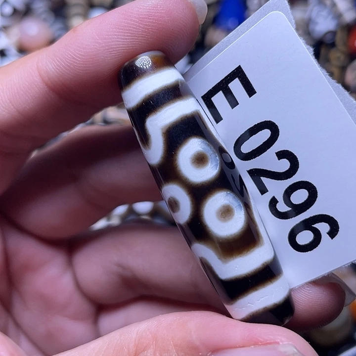 玛瑙/玉髓颈饰未镶嵌微瑕