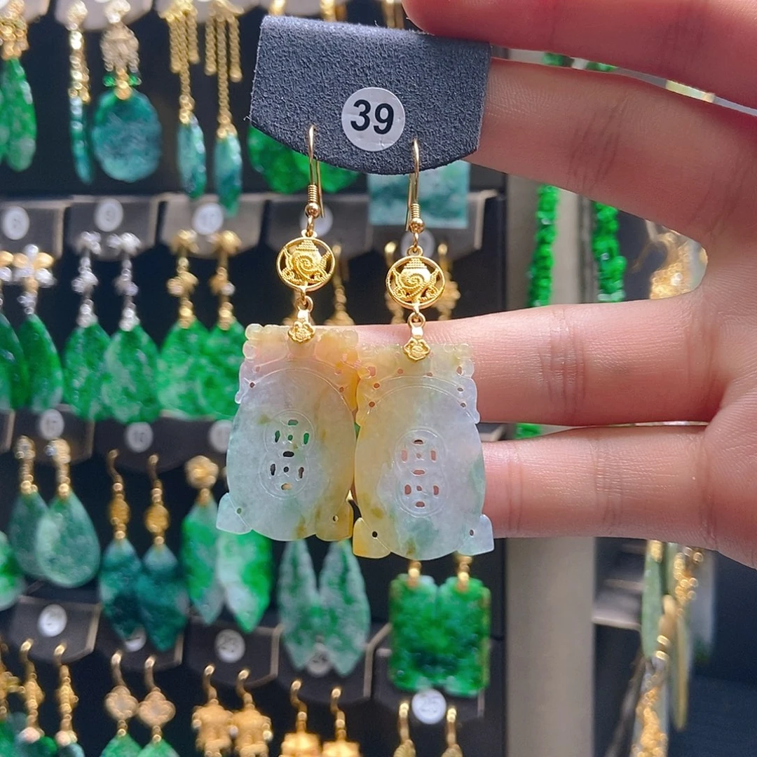 翡翠未镶嵌耳饰翡翠