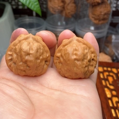 文玩核桃吊坠古蟾36.7