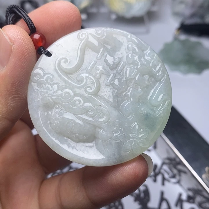 翡翠未镶嵌颈饰翡翠