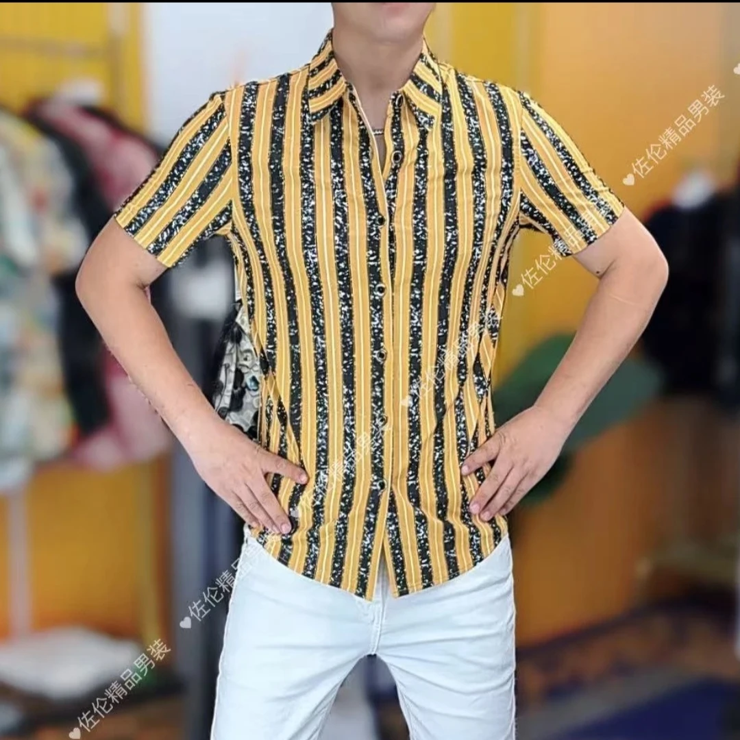 欧洲站夏季男士冰丝短袖衬衫潮牌时尚个性竖条纹修身百搭半袖衬衫