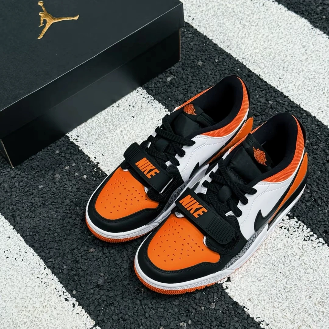 NIKE/耐克【爱马橙】扣碎篮板 舒适百搭 AJ312男款篮球鞋 CD7069118