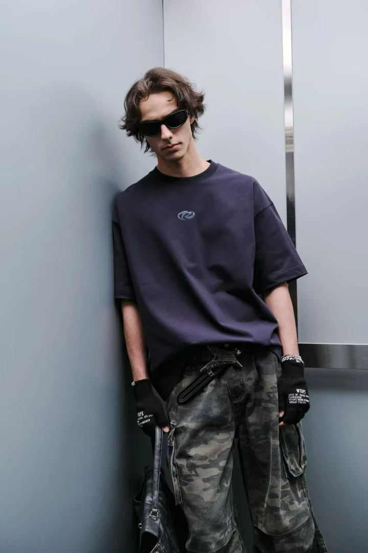 小众潮牌男女同款潮t