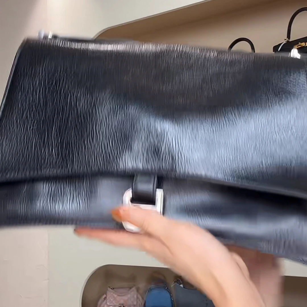 95新 Balenciaga/巴黎世家 中号 巴黎世家/单肩包/0227