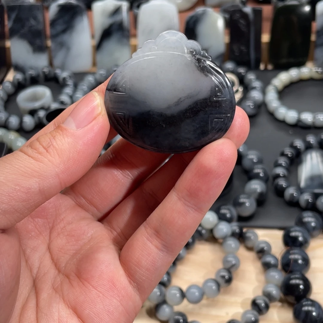 和田玉未镶嵌手串