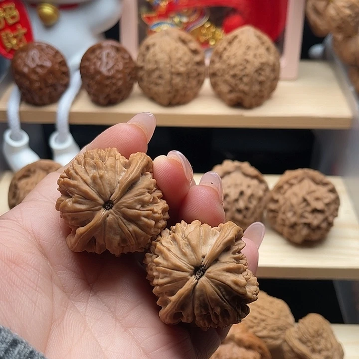 吊坠文玩核桃白***饭秦鸡37