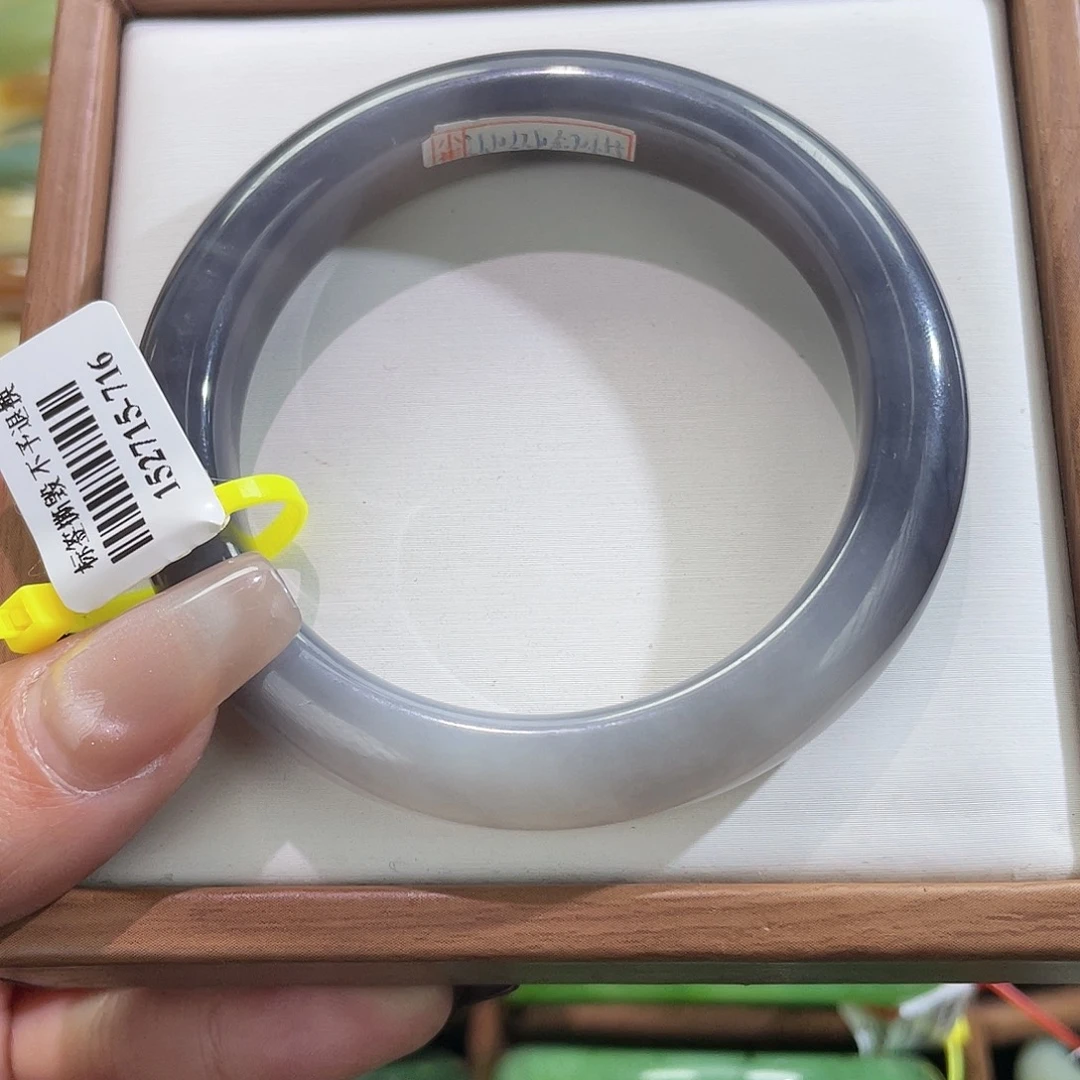 和田玉未镶嵌手镯55