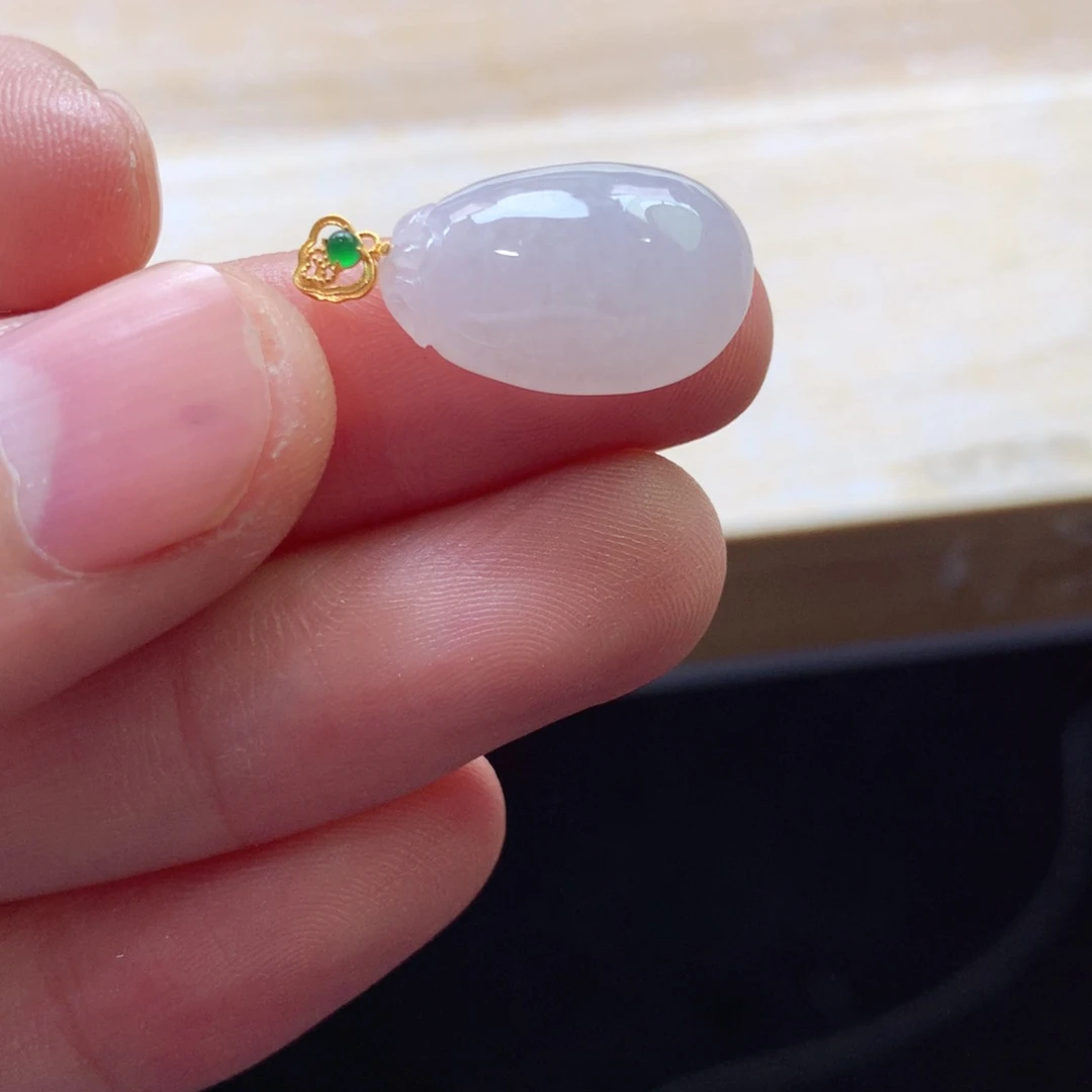 翡翠颈饰18K金镶嵌吊坠