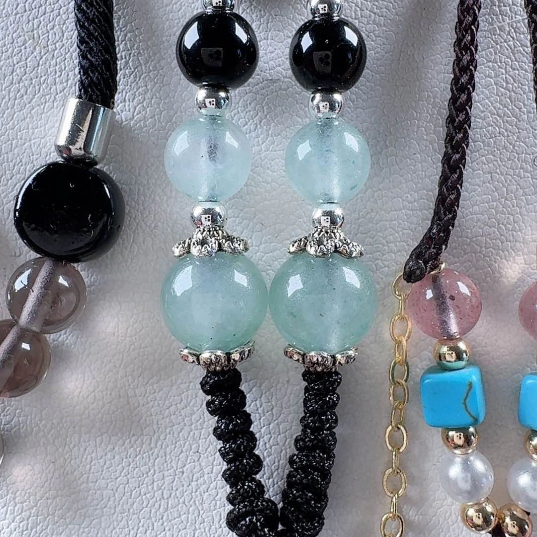 蛇纹石玉颈饰合金精美礼品