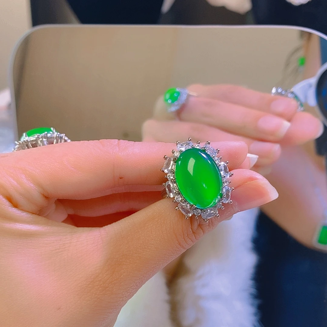 锆石铜合金白富美