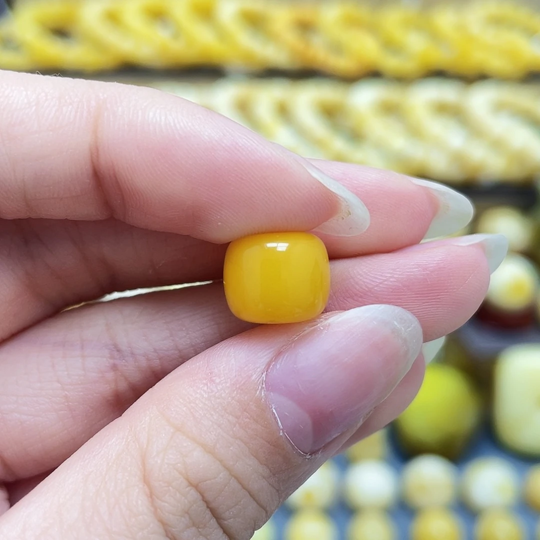 未镶嵌蜜蜡裸石10.8*8.9mm氧化款老型