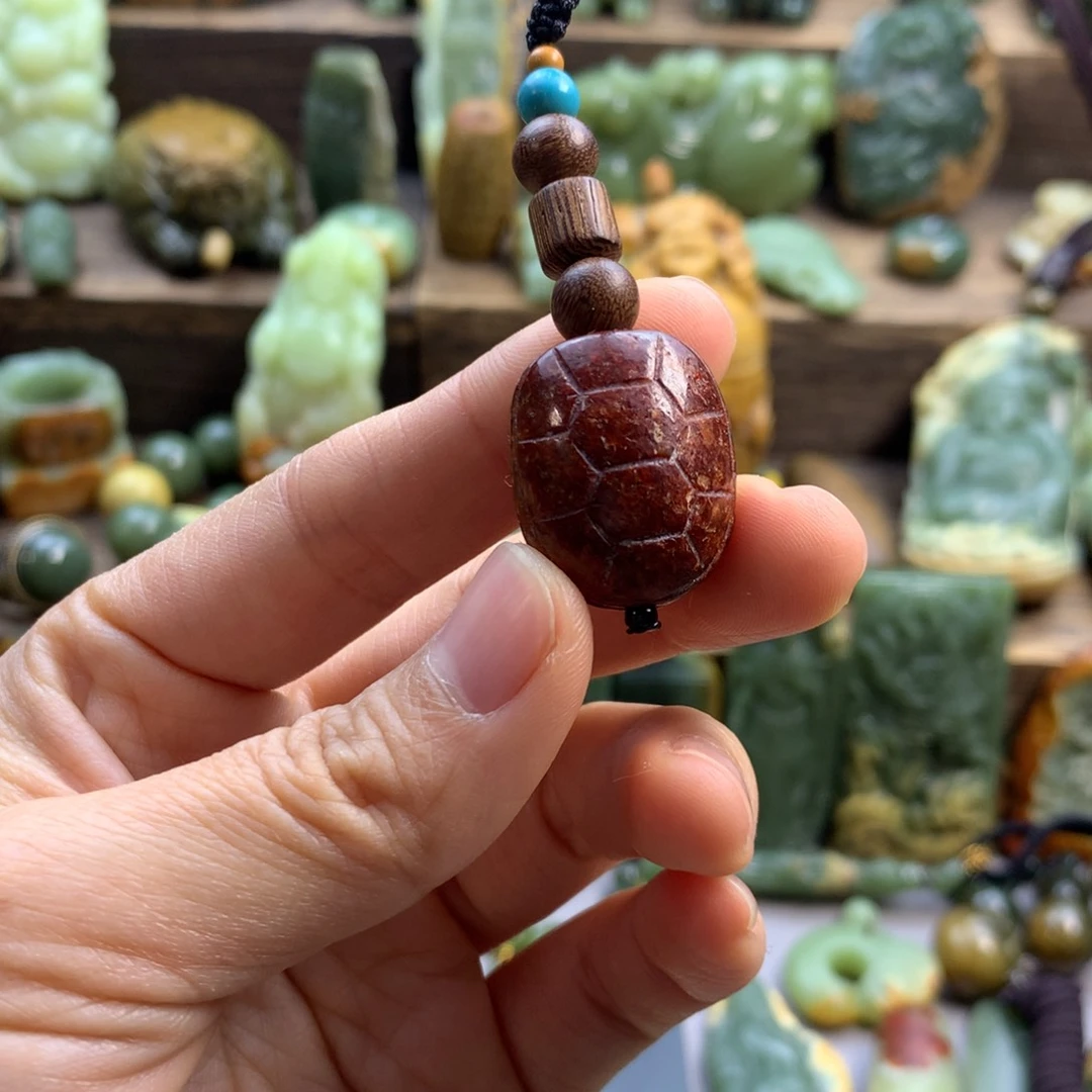 未镶嵌岫岩河磨玉（透闪石质玉）珠宝奇石