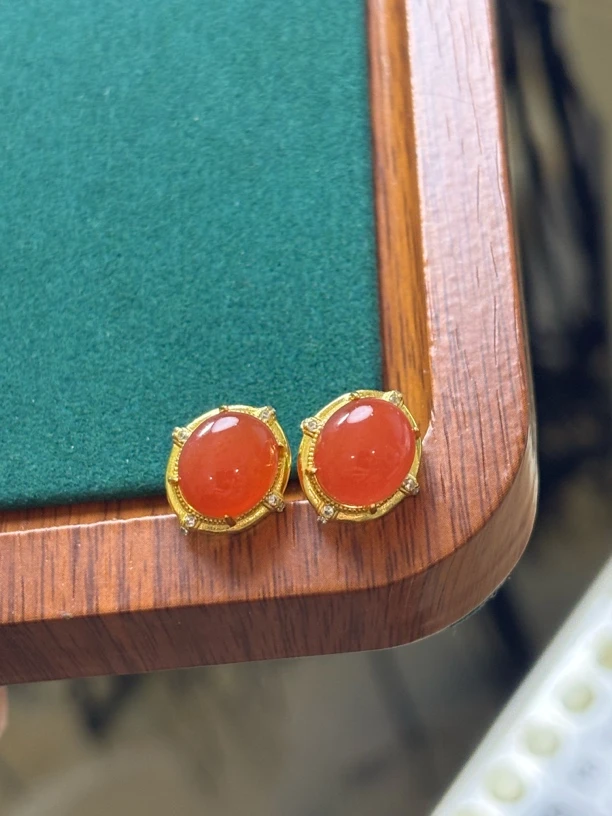 新年红红火火冰底南红蛋面耳钉