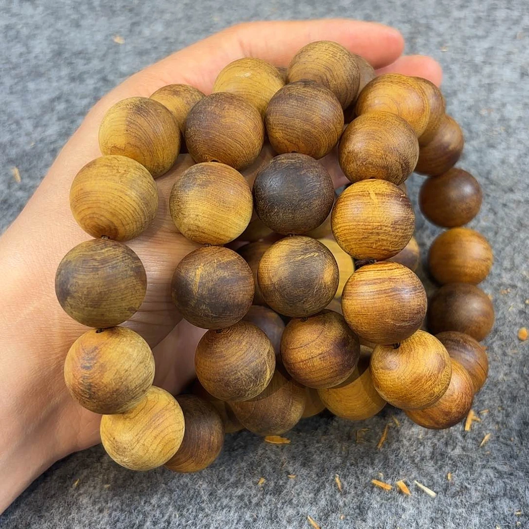 郭***强崖柏太行崖柏粗磨极致香到手4条