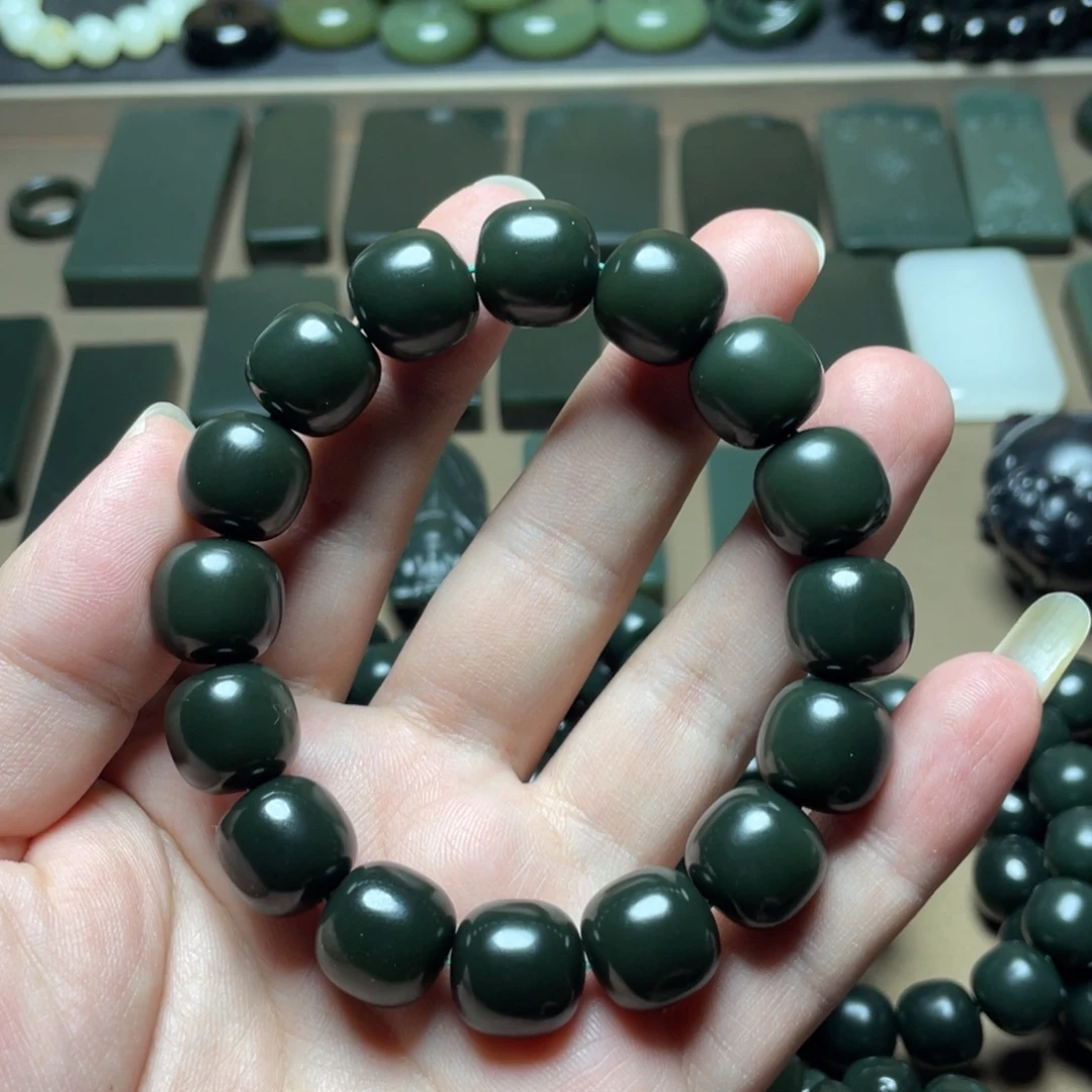 和田玉未镶嵌手链